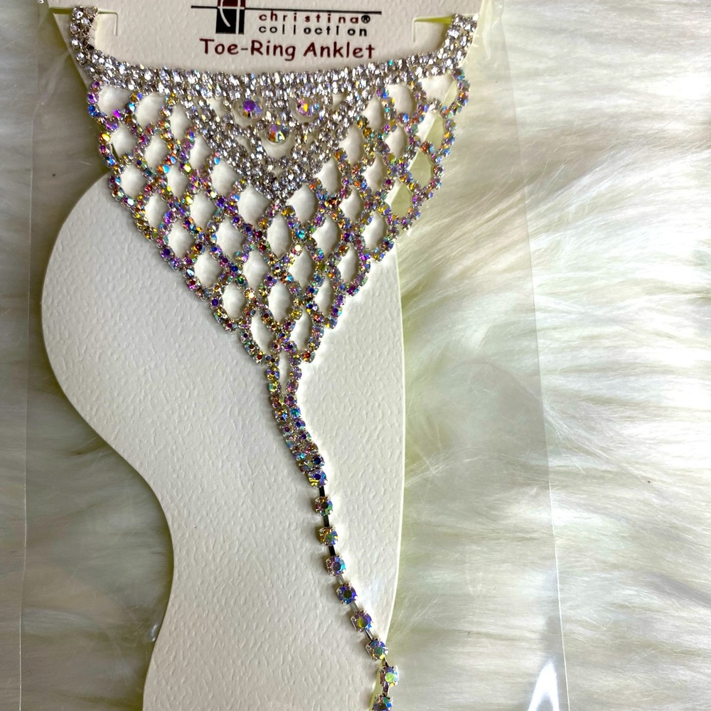 Fashion toe ring anklet!! Pair it with some sandals or barefooted on the beach
